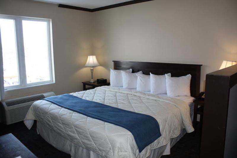Comfort Inn & Suites Saint-Jerome Exterior photo